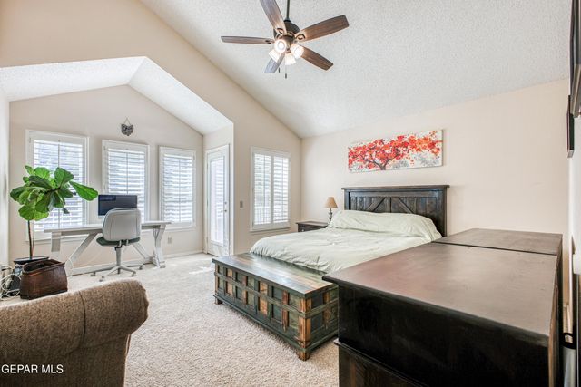 855 VIA REDONDA Court, El Paso, TX 79912