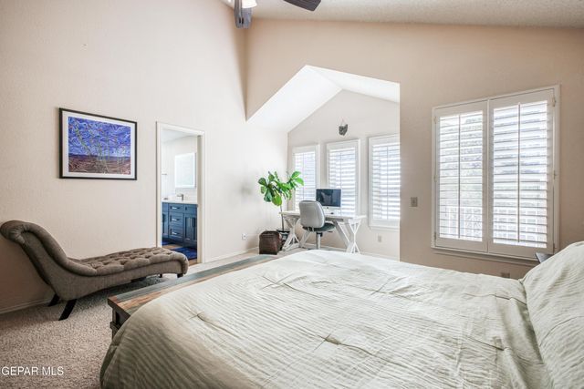 855 VIA REDONDA Court, El Paso, TX 79912