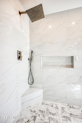 855 VIA REDONDA Court, El Paso, TX 79912