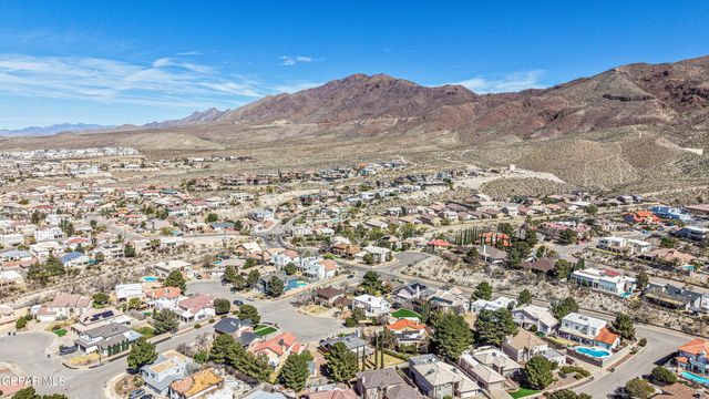 855 VIA REDONDA Court, El Paso, TX 79912