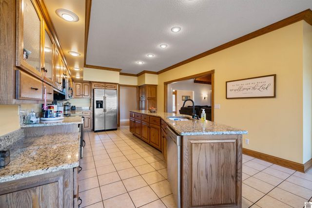 864 Pleasant Grove Road, Hazel, KY 42049