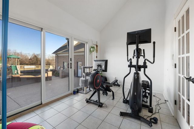 864 Pleasant Grove Road, Hazel, KY 42049