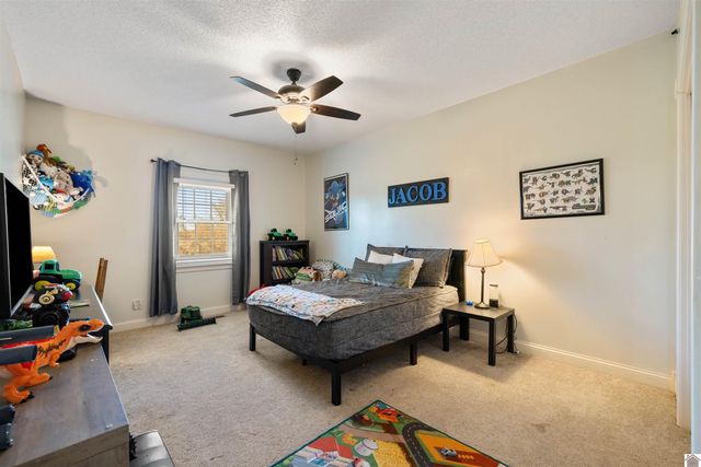 864 Pleasant Grove Road, Hazel, KY 42049