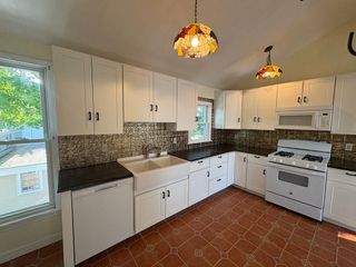 100 Summit Ave 2, Winthrop, MA 02152