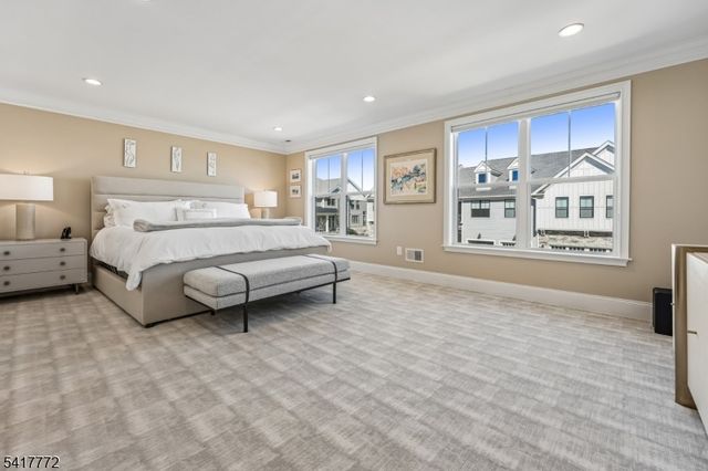 14 Chelsea Rd, Warren Twp., NJ 07059