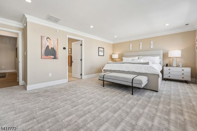 14 Chelsea Rd, Warren Twp., NJ 07059