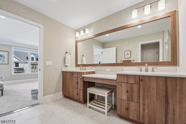 14 Chelsea Rd, Warren Twp., NJ 07059