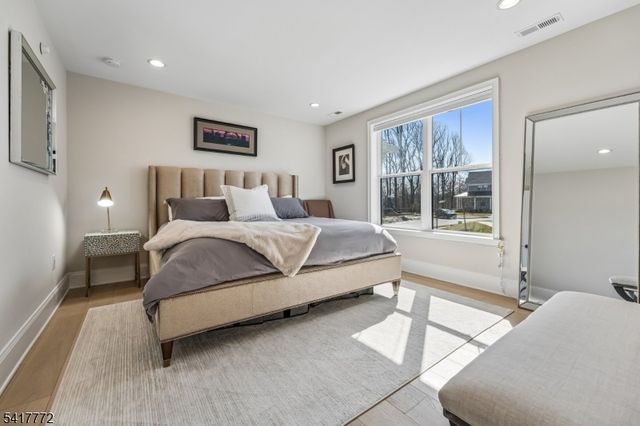 14 Chelsea Rd, Warren Twp., NJ 07059