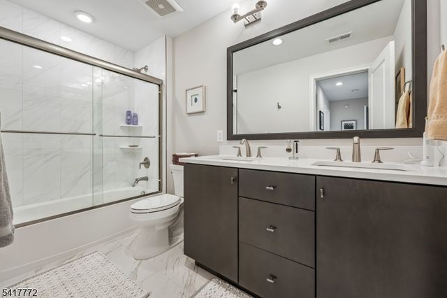 14 Chelsea Rd, Warren Twp., NJ 07059