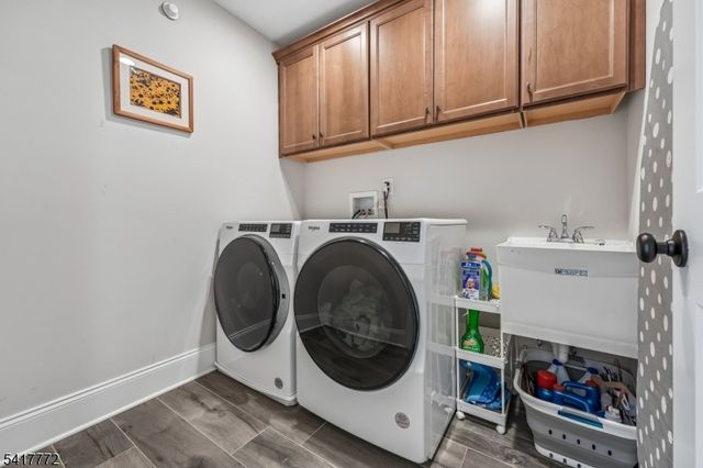 14 Chelsea Rd, Warren Twp., NJ 07059