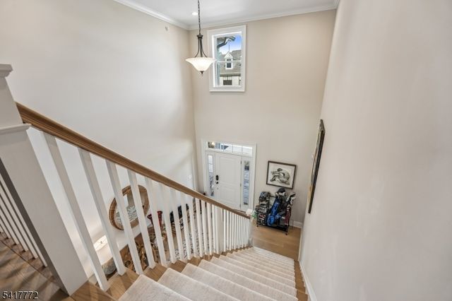 14 Chelsea Rd, Warren Twp., NJ 07059