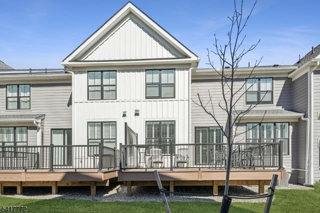 14 Chelsea Rd, Warren Twp., NJ 07059