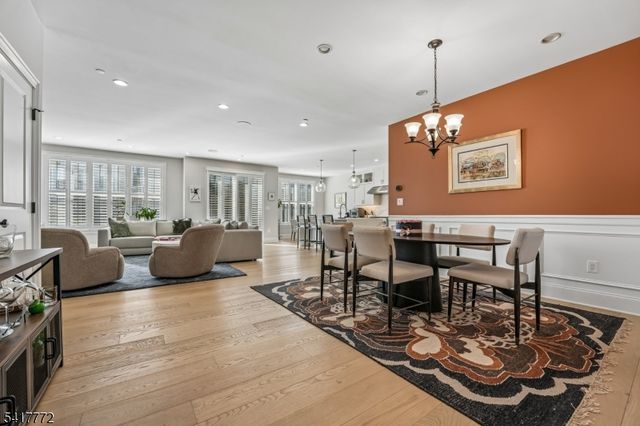 14 Chelsea Rd, Warren Twp., NJ 07059