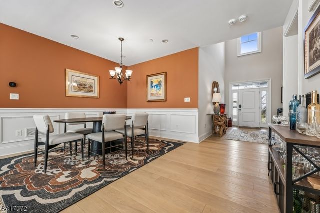 14 Chelsea Rd, Warren Twp., NJ 07059