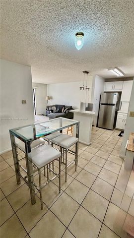 7210 NW 179th St 206, Hialeah, FL 33015