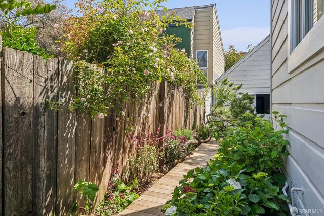 162 Richland Avenue Garde, San Francisco, CA 94110