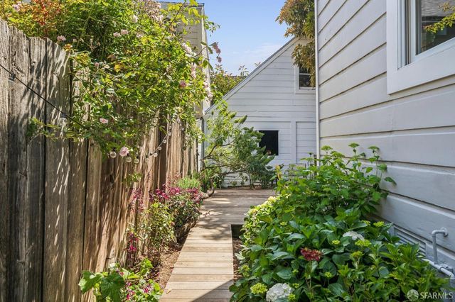 162 Richland Avenue Garde, San Francisco, CA 94110