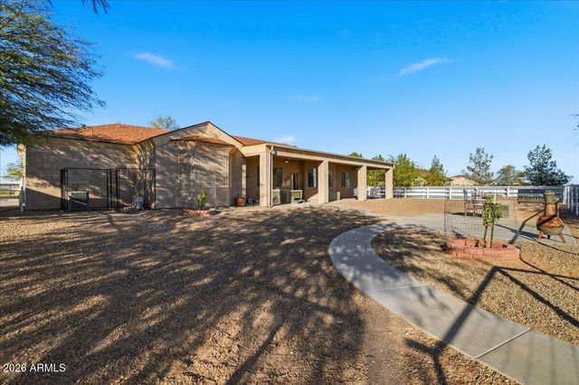 3525 E GURR Lane, Coolidge, AZ 85128