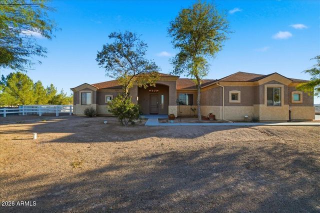 3525 E GURR Lane, Coolidge, AZ 85128