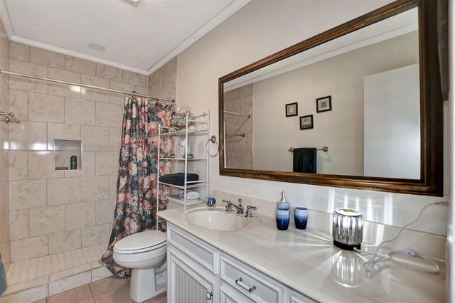2429 16th Ave N, Texas City, TX 77590