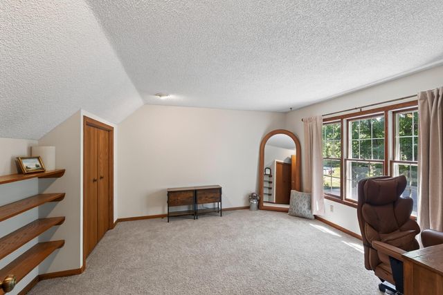 8906 138th Street Court, Apple Valley, MN 55124