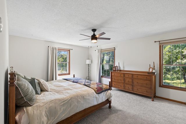 8906 138th Street Court, Apple Valley, MN 55124