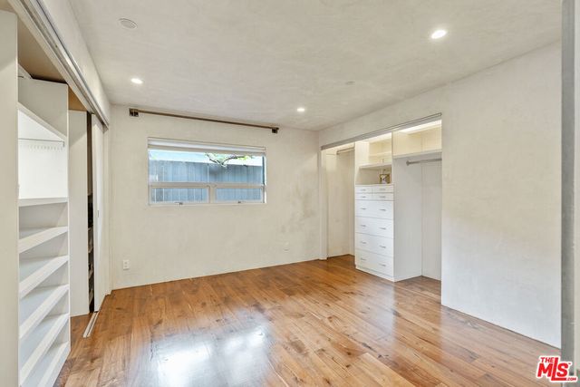 625 Santa Clara Avenue, Venice, CA 90291