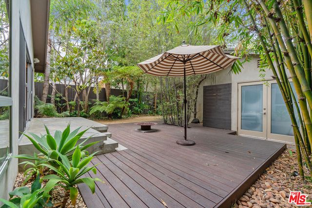 625 Santa Clara Avenue, Venice, CA 90291