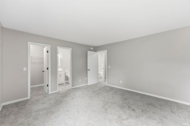 8931 Whispering Woods Drive, Fort Wayne, IN 46804