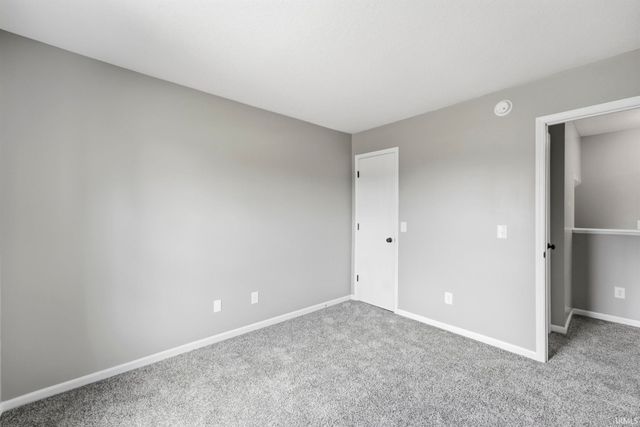 8931 Whispering Woods Drive, Fort Wayne, IN 46804