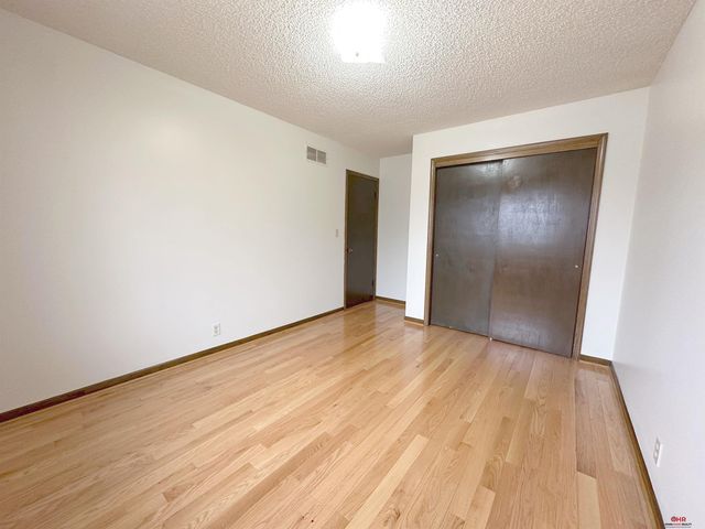 730 W Sumner Circle, Lincoln, NE 68522