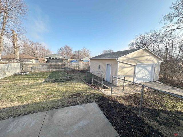 730 W Sumner Circle, Lincoln, NE 68522