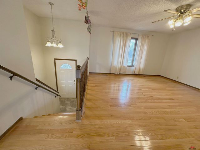 730 W Sumner Circle, Lincoln, NE 68522