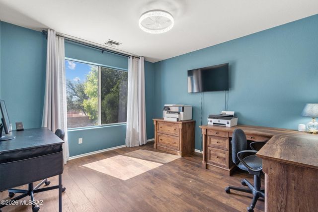 8017 S Wild Primrose Avenue, Tucson, AZ 85747