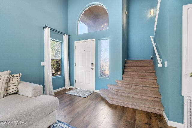 8017 S Wild Primrose Avenue, Tucson, AZ 85747