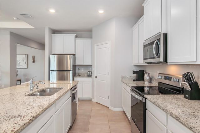 5220 NW 46TH LANE ROAD, Ocala, FL 34482