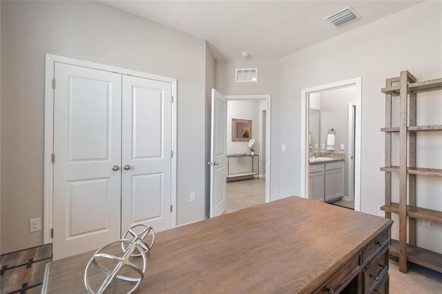 5220 NW 46TH LANE ROAD, Ocala, FL 34482