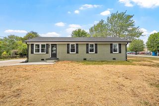 7402 Forest View Drive, Hopkinsville, KY 42240