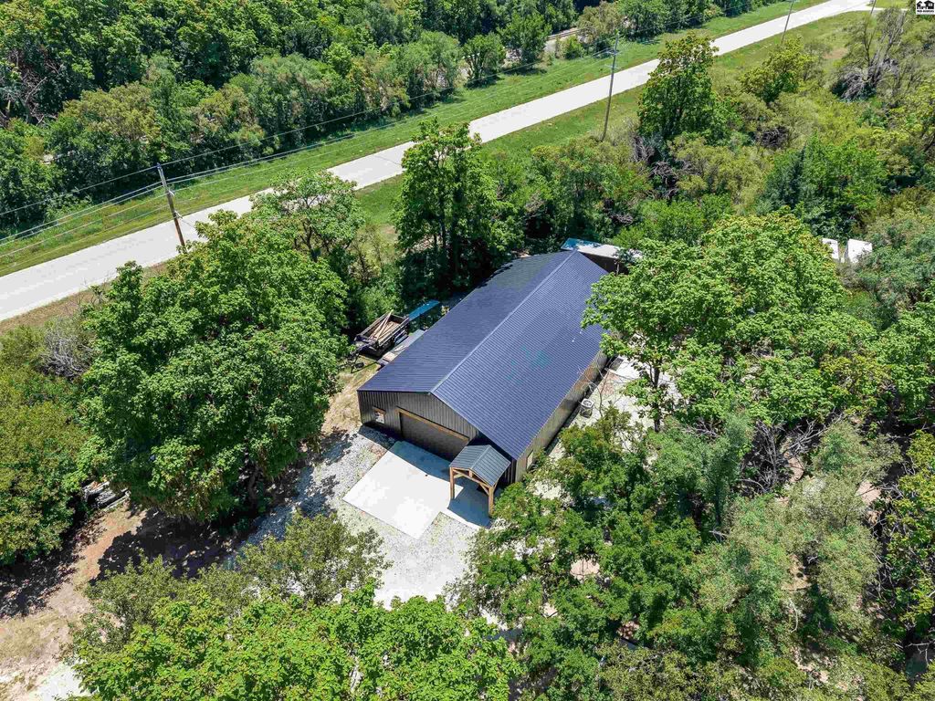 7701 Old K61 Hwy N