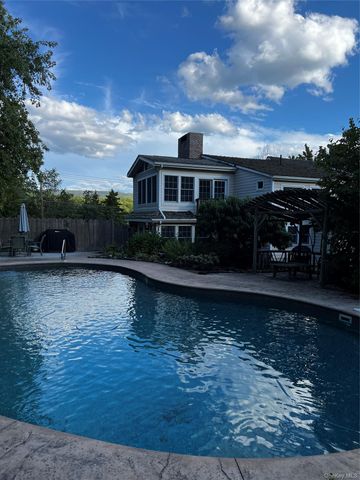 93 Horton Road, Washingtonville, NY 10992