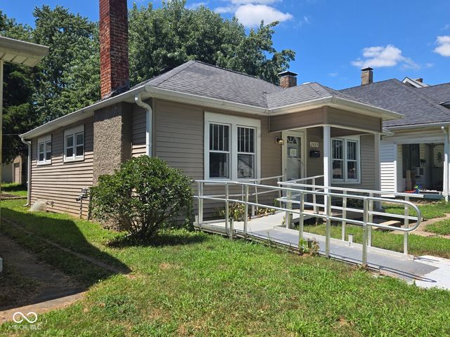 2425 S 6th Street, Terre Haute, IN 47802