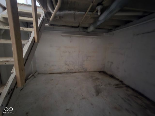 2425 S 6th Street, Terre Haute, IN 47802