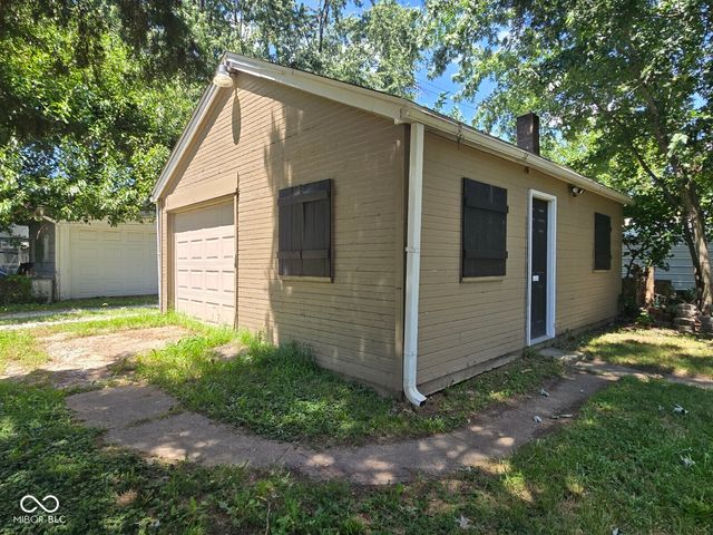 2425 S 6th Street, Terre Haute, IN 47802