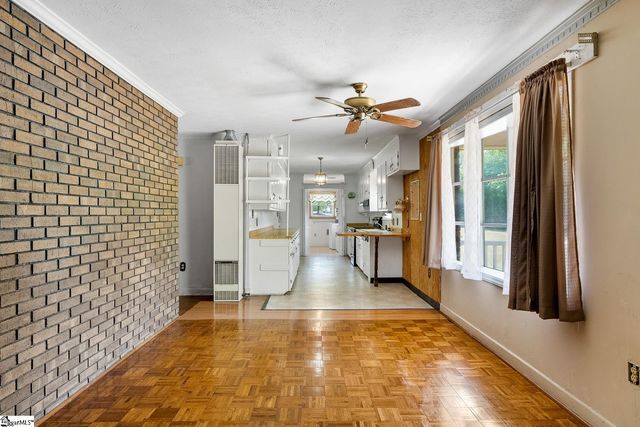 120 Robbie Court, Easley, SC 29642