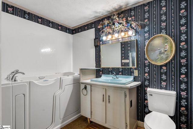 120 Robbie Court, Easley, SC 29642