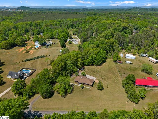 120 Robbie Court, Easley, SC 29642