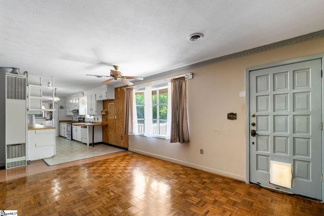 120 Robbie Court, Easley, SC 29642