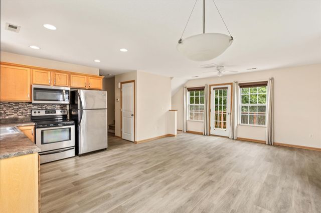 2150 NE 18th Street 102, Grimes, IA 50111