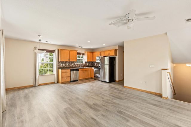 2150 NE 18th Street 102, Grimes, IA 50111