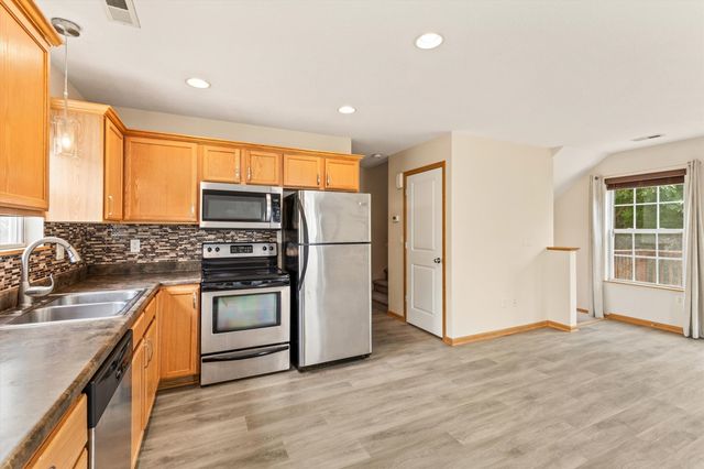 2150 NE 18th Street 102, Grimes, IA 50111